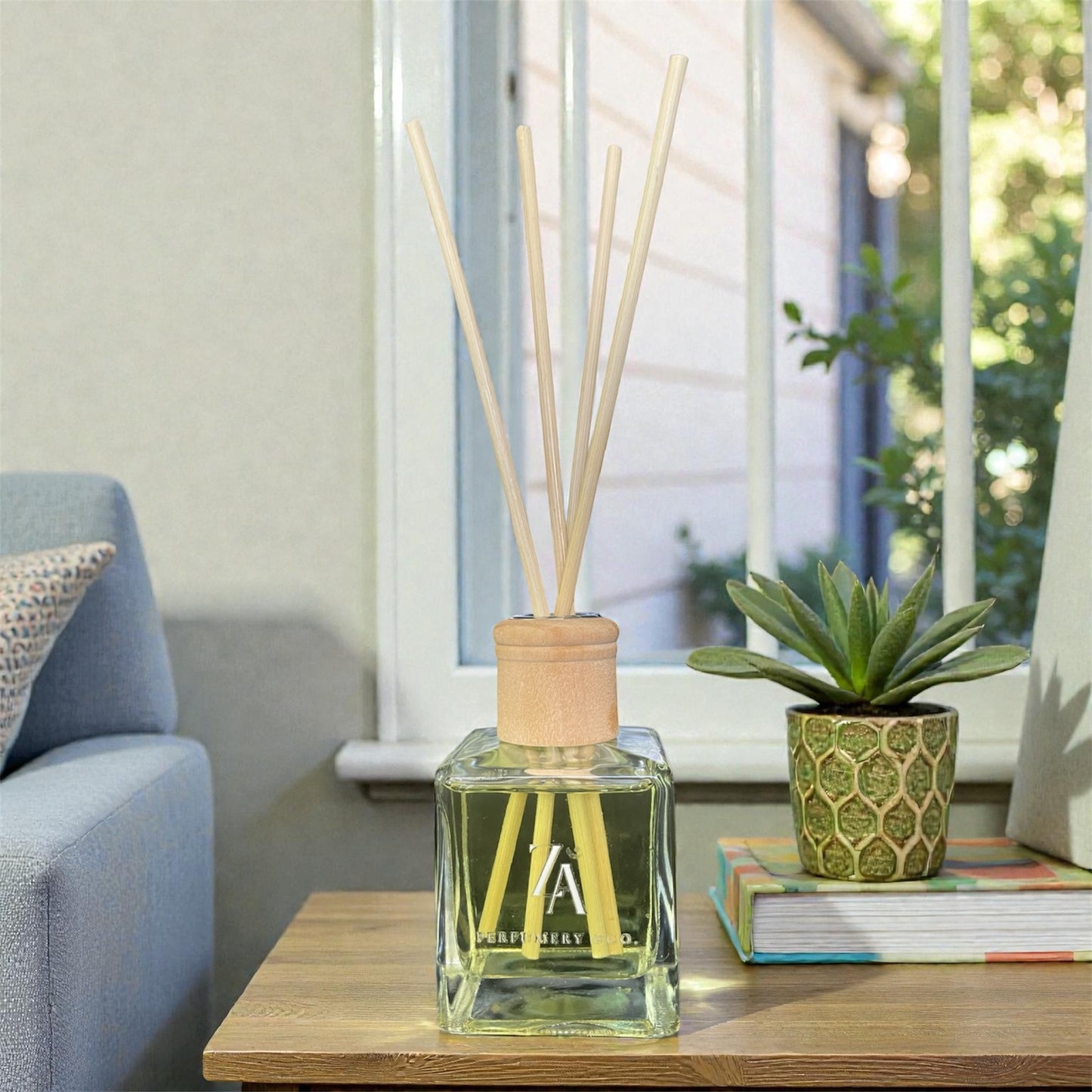Luxury Hotel-Inspired Reed Diffuser (Large-120mL)